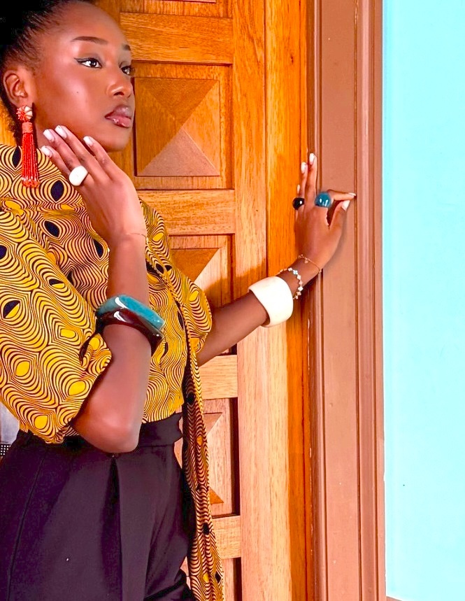 Bracelets Tala et top Olivia en wax