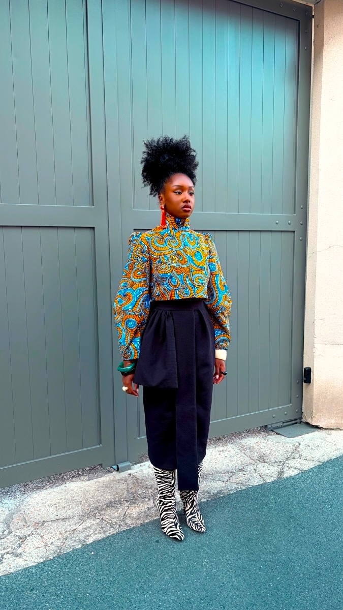 Veste Oprah en wax jaune portée