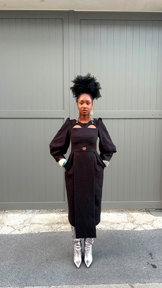 Robe Swahili noire, à porter avec la sur-jupe Ivoine